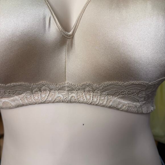 Playtex Tru Support Love My Curves Smoothing Bra Size 44D in Nude - Picture 5 of 8